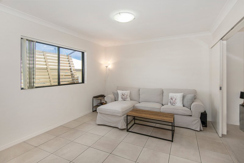 Photo - 7/19 Alice Street, Kedron QLD 4031 - Image 2