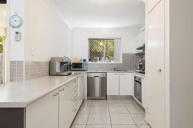 Photo - 7/19 Platinum Place, Oxley QLD 4075 - Image 3