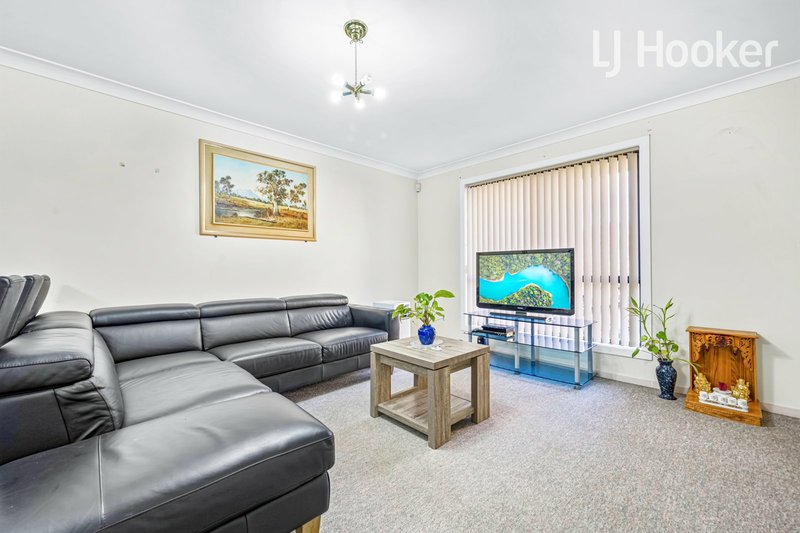 Photo - 7/19 Shortland Ave , Lurnea NSW 2170 - Image 2