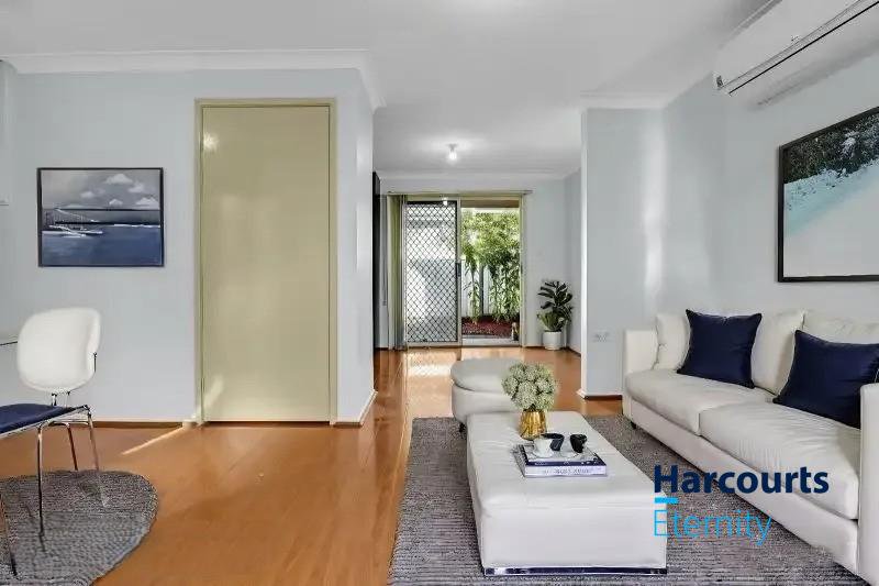 Photo - 7/191-193 Targo Road, Girraween NSW 2145 - Image 2