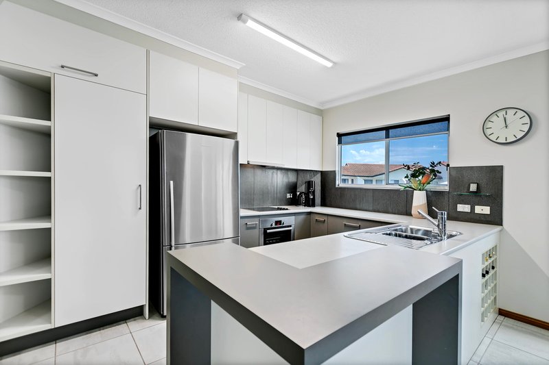 Photo - 7/195 Bradman Avenue, Maroochydore QLD 4558 - Image 8