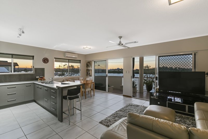 Photo - 7/195 Bradman Avenue, Maroochydore QLD 4558 - Image 2