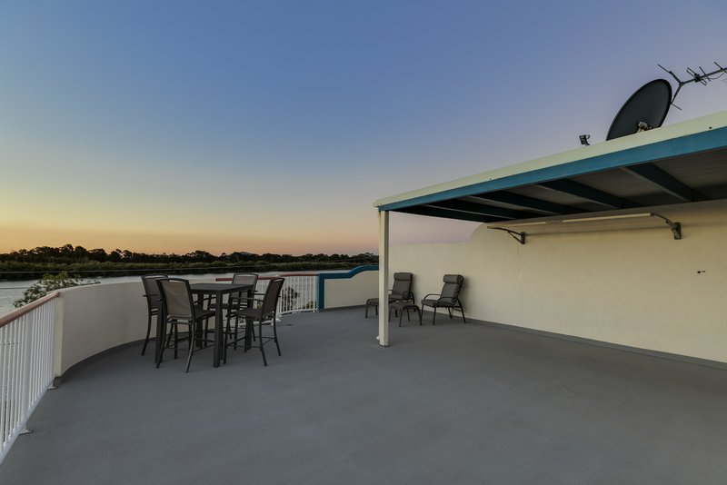 Photo - 7/195 Bradman Avenue, Maroochydore QLD 4558 - Image 6