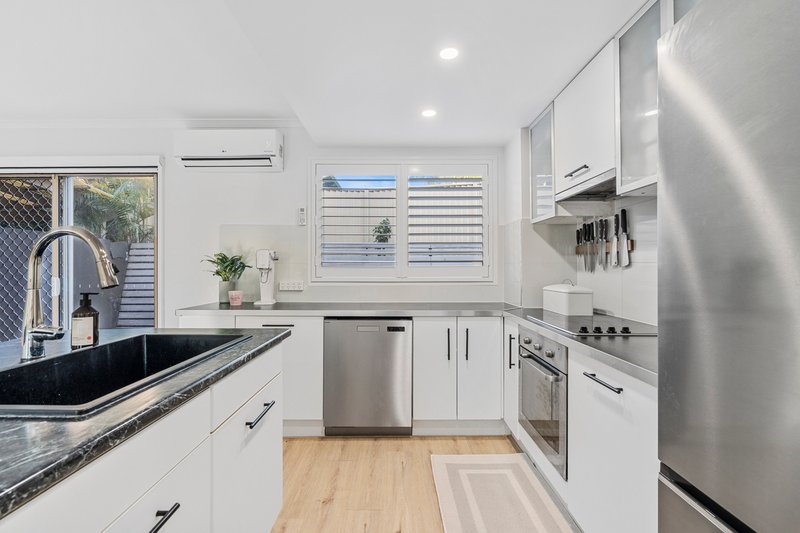 Photo - 7/1A Alison Road, Carrara QLD 4211 - Image 17