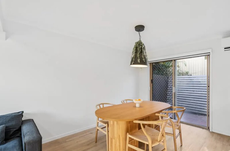 Photo - 7/1A Alison Road, Carrara QLD 4211 - Image 8
