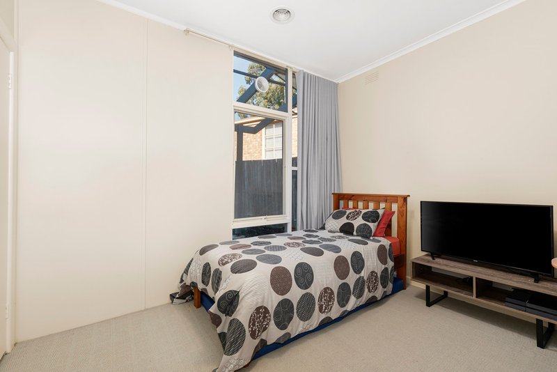 Photo - 71A Cochrane Street, Mitcham VIC 3132 - Image 6