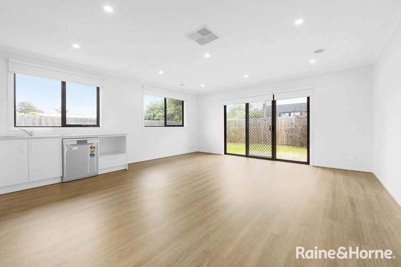 Photo - 71A Melon Street, Braybrook VIC 3019 - Image 3