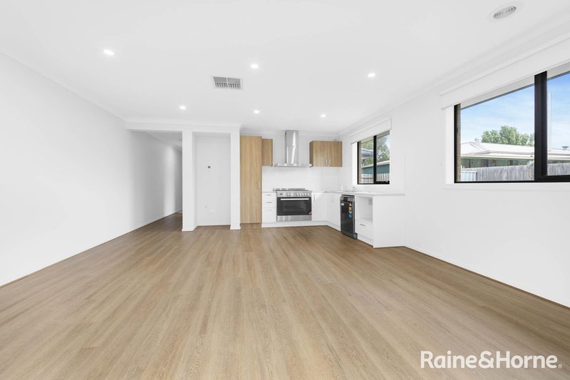 Photo - 71A Melon Street, Braybrook VIC 3019 - Image 4