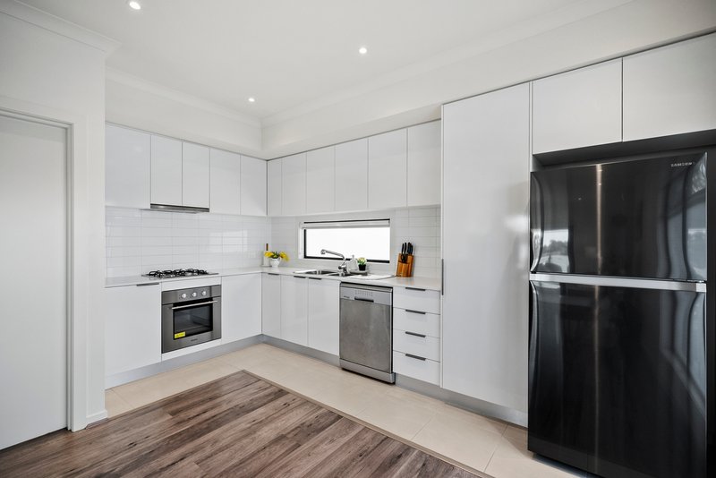 Photo - 7/1A Orchard Road, Bayswater VIC 3153 - Image 2