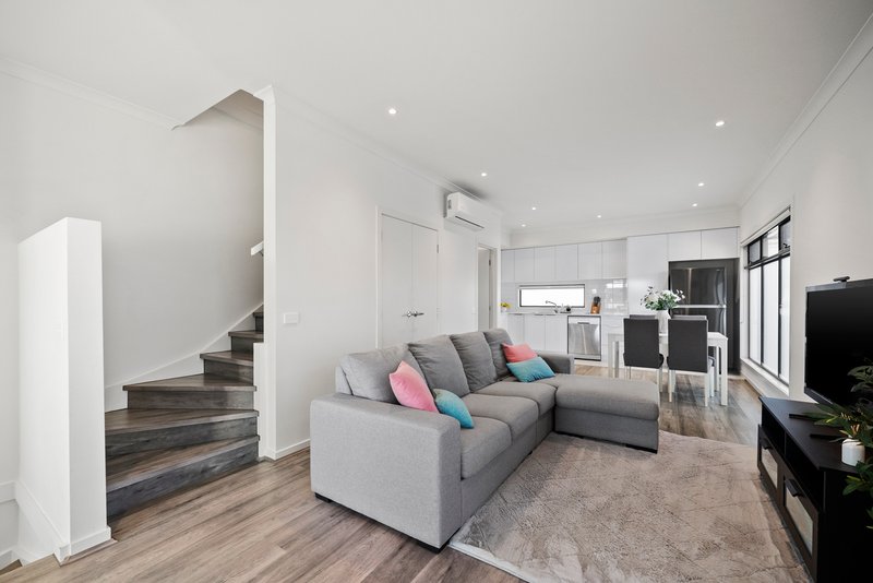Photo - 7/1A Orchard Road, Bayswater VIC 3153 - Image 5