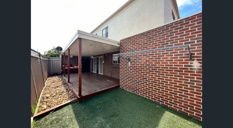 Photo - 71A Paget Avenue, Glenroy VIC 3046 - Image 9