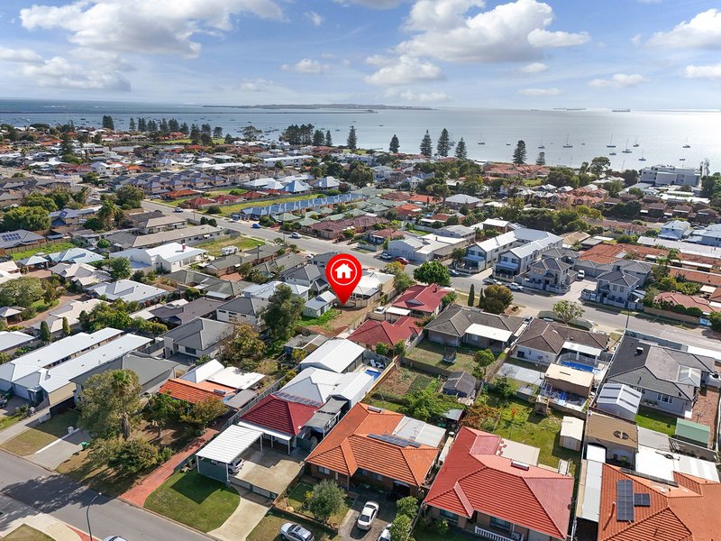 Photo - 71a Parkin Street, Rockingham WA 6168 - Image 7