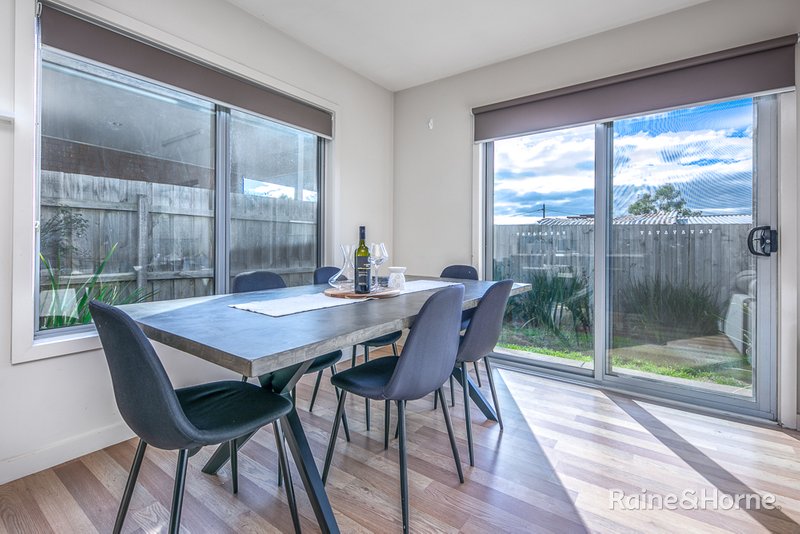 Photo - 71a Station Street, Sunbury VIC 3429 - Image 10