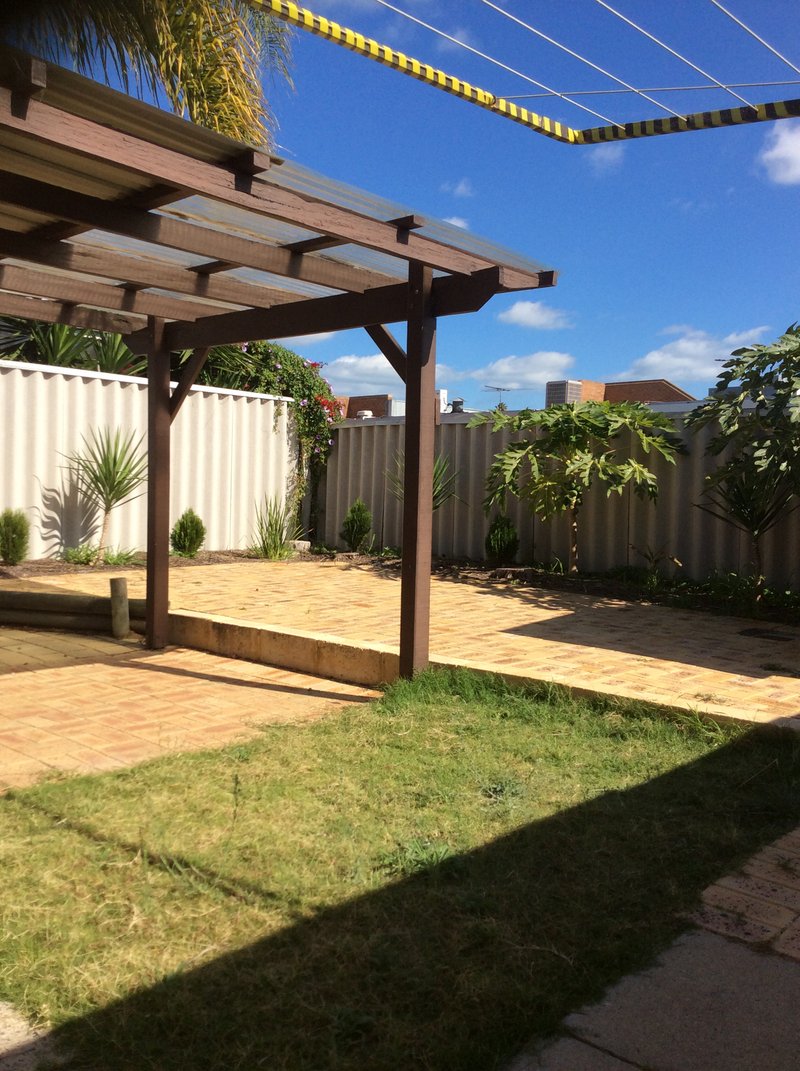 Photo - 71C Gilbertson Road, Kardinya WA 6163 - Image 11