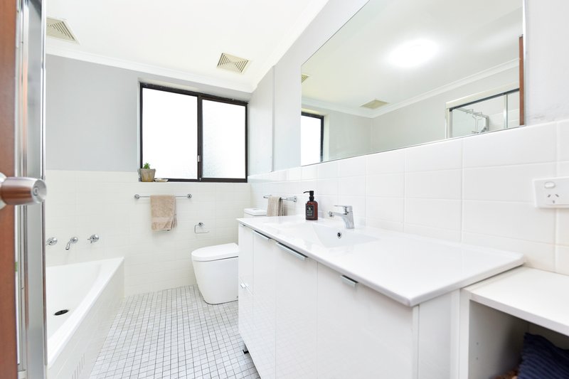 Photo - 7/2-4 Napier Street, North Strathfield NSW 2137 - Image 8