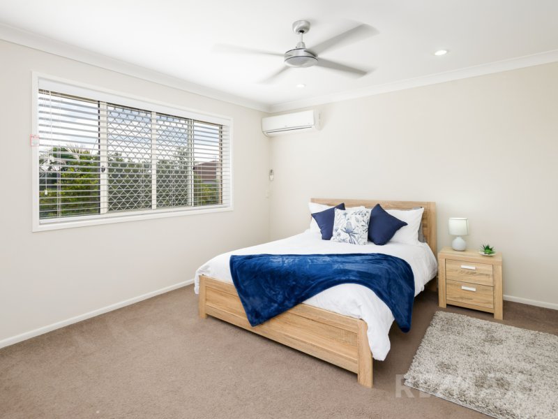 Photo - 7/2-4 Penda Court, Merrimac QLD 4226 - Image 7