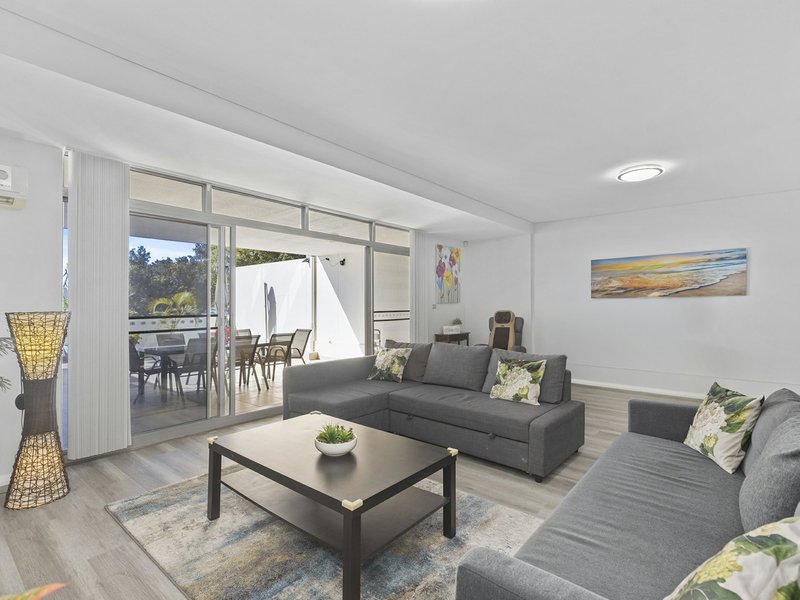 Photo - 7/2-6 Warrigal Street, The Entrance NSW 2261 - Image 4