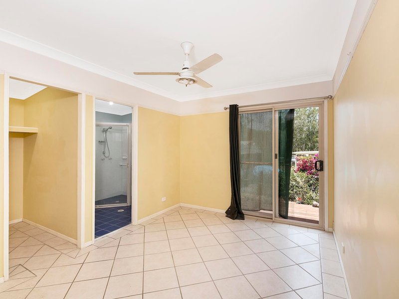 Photo - 72-74 Silvereye Crescent, Greenbank QLD 4124 - Image 10