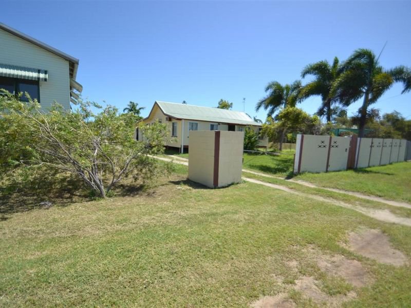 Photo - 72 & 74 Williams Street, Bowen QLD 4805 - Image 16