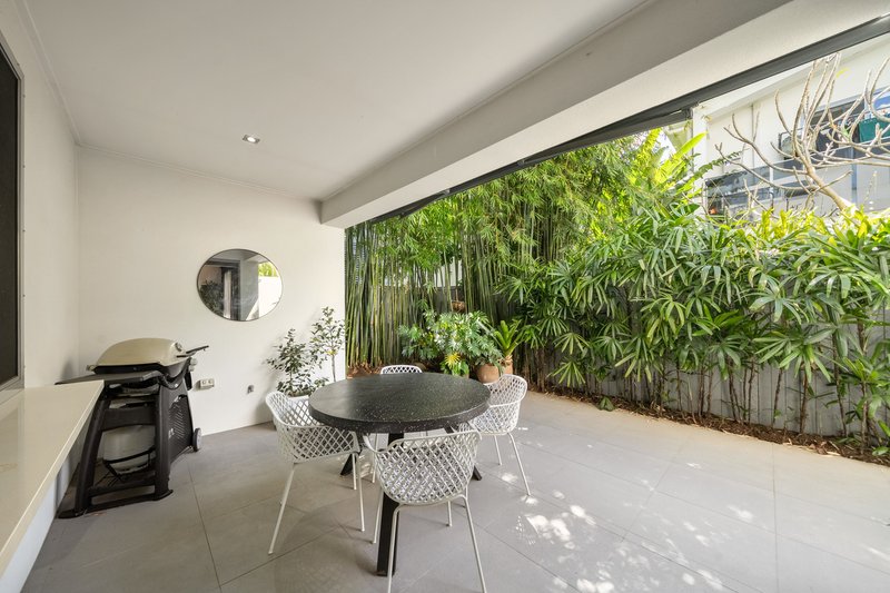 Photo - 72 Allen Street, Hamilton QLD 4007 - Image 9