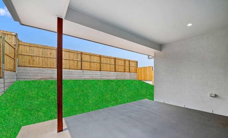 Photo - 72 Baird Circuit, Redbank Plains QLD 4301 - Image 8