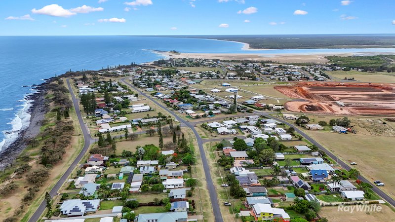 Photo - 72 Bathurst Street, Elliott Heads QLD 4670 - Image 14