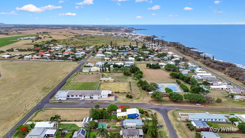 Photo - 72 Bathurst Street, Elliott Heads QLD 4670 - Image 20