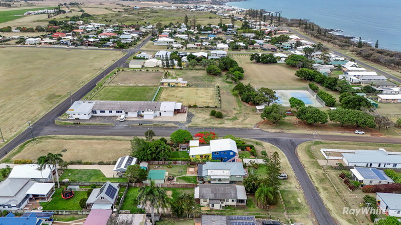 Photo - 72 Bathurst Street, Elliott Heads QLD 4670 - Image 21