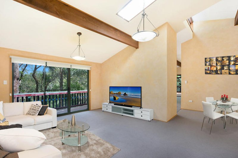 Photo - 72 Bayview Avenue, East Gosford NSW 2250 - Image 3