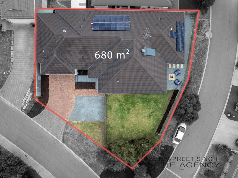Photo - 72 Beauchamp Loop, Wellard WA 6170 - Image 4