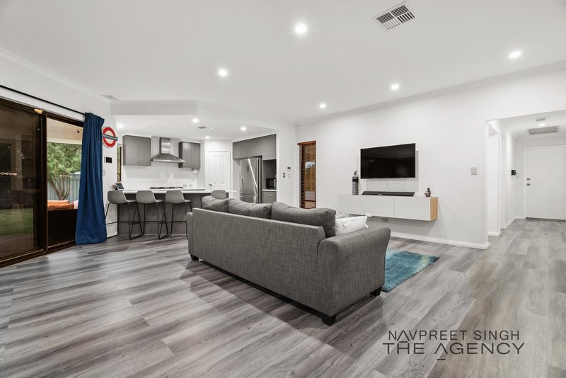 Photo - 72 Beauchamp Loop, Wellard WA 6170 - Image 6