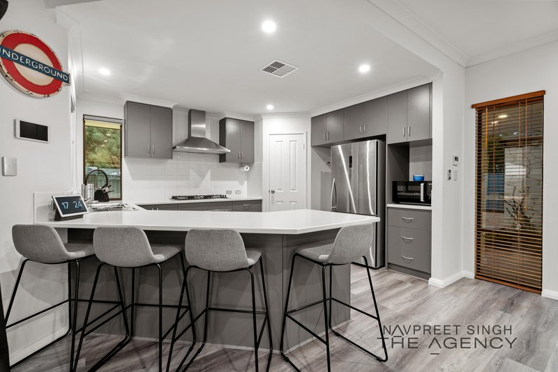 Photo - 72 Beauchamp Loop, Wellard WA 6170 - Image 9