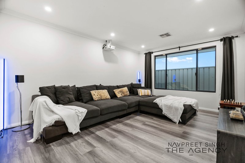 Photo - 72 Beauchamp Loop, Wellard WA 6170 - Image 17