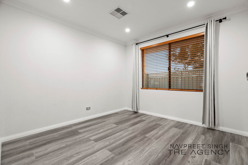 Photo - 72 Beauchamp Loop, Wellard WA 6170 - Image 24