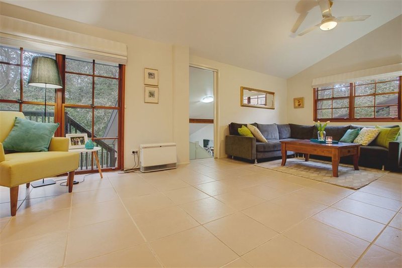 Photo - 72 Becky Avenue, North Rocks NSW 2151 - Image 4