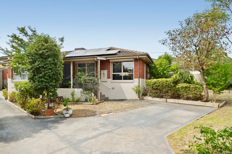 72 Bellara Drive, Mooroolbark VIC 3138