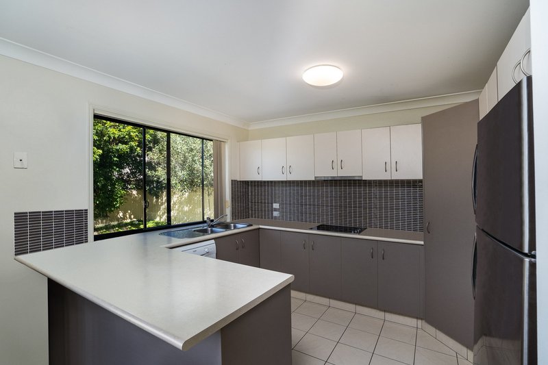 Photo - 72 Billinghurst Crescent, Upper Coomera QLD 4209 - Image 4