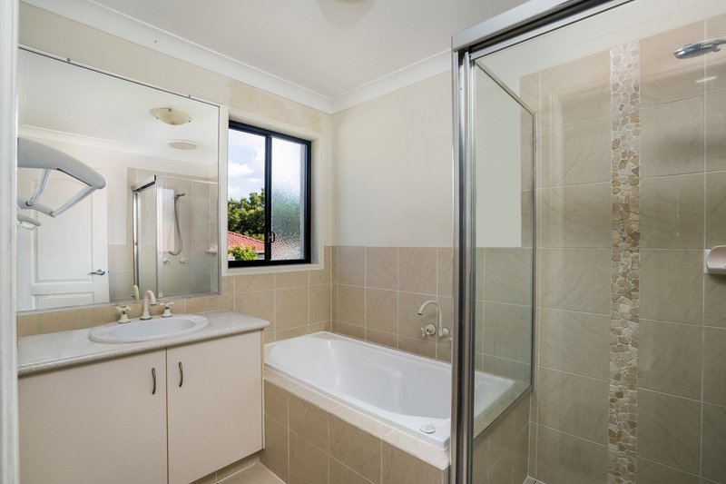 Photo - 72 Billinghurst Crescent, Upper Coomera QLD 4209 - Image 11