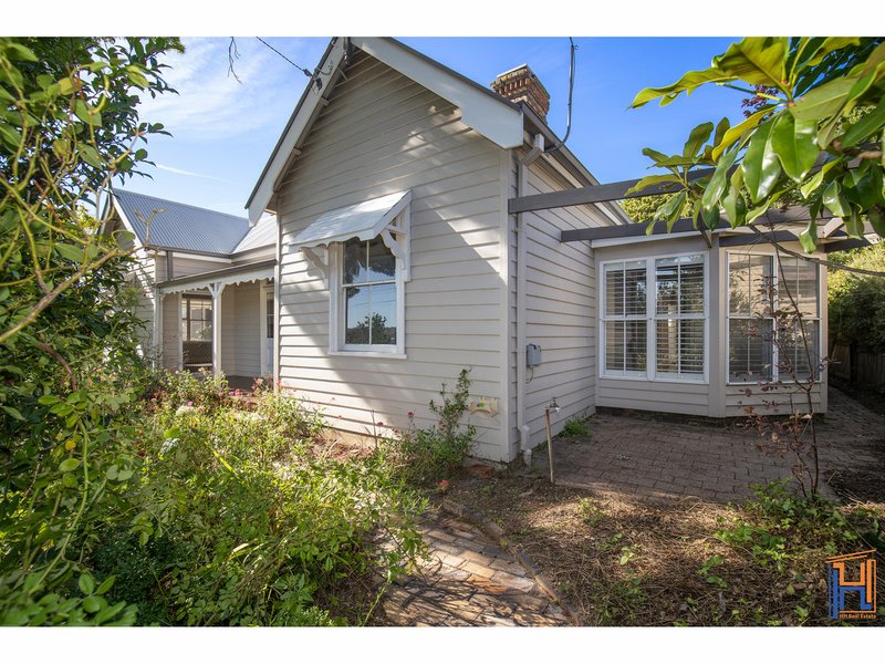 Photo - 72 Brown Street, Armidale NSW 2350 - Image 10