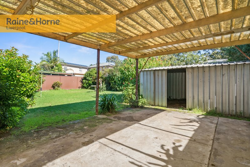 Photo - 72 Bungarra Crescent, Chipping Norton NSW 2170 - Image 5