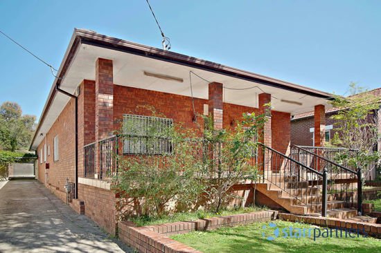 Photo - 72 Cairds Ave , Bankstown NSW 2200 - Image 1