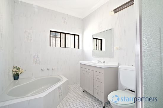 Photo - 72 Cairds Ave , Bankstown NSW 2200 - Image 6