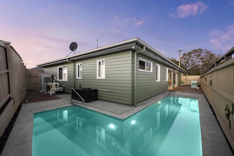 Photo - 72 Carpenter Drive, Ripley QLD 4306 - Image 2
