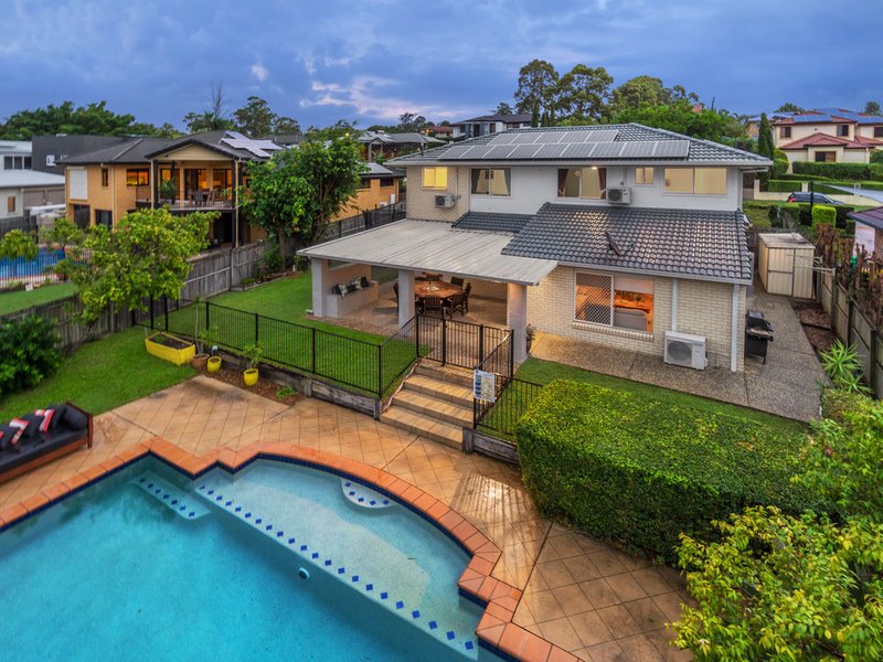 Photo - 72 Casuarina Street, Bridgeman Downs QLD 4035 - Image 2