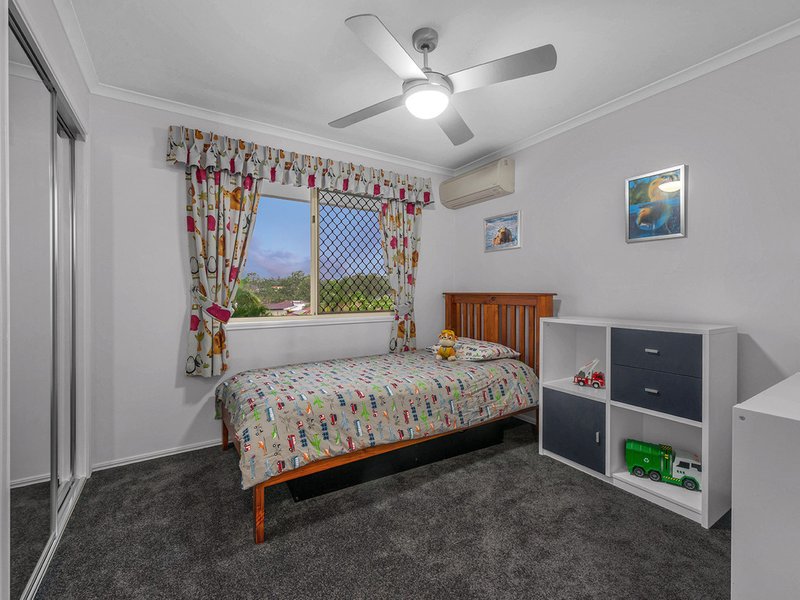 Photo - 72 Casuarina Street, Bridgeman Downs QLD 4035 - Image 16