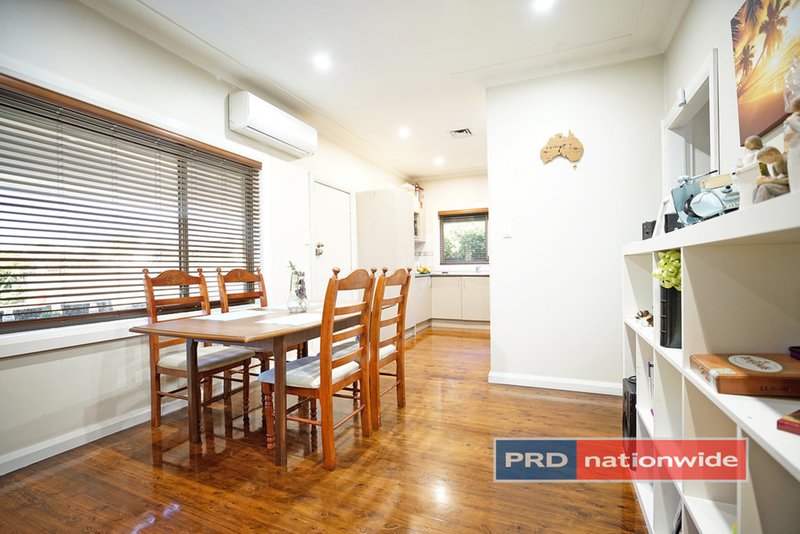 Photo - 72 College Street, Cambridge Park NSW 2747 - Image 3