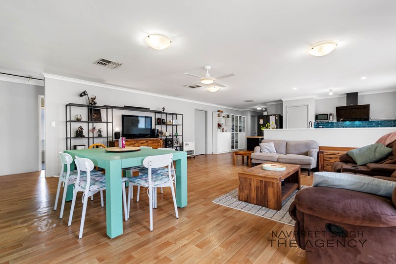 Photo - 72 Colreavy Ramble , Baldivis WA 6171 - Image 16