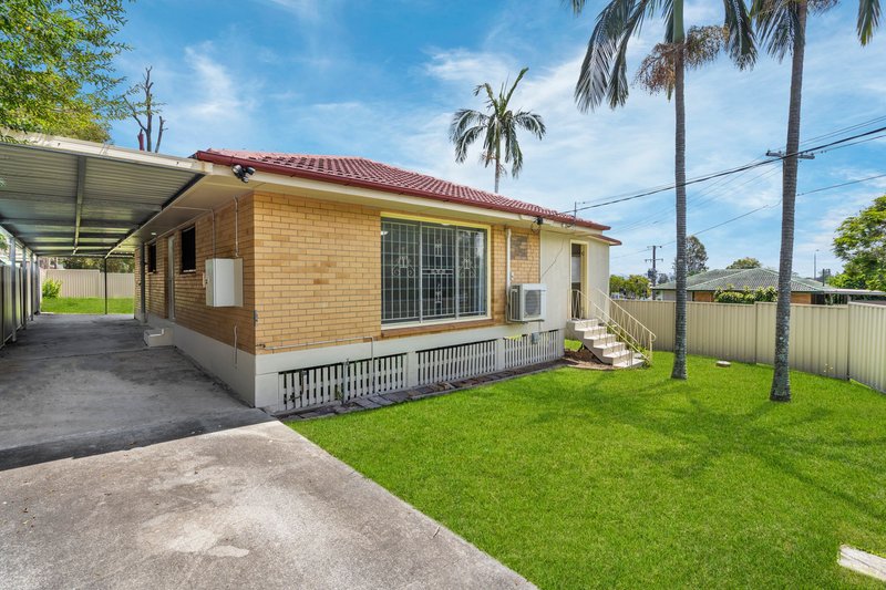 Photo - 72 Columba Street, Inala QLD 4077 - Image 2