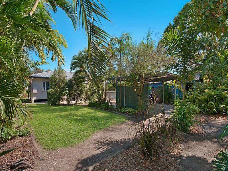 Photo - 72 Corcoran Street, Currajong QLD 4812 - Image 11