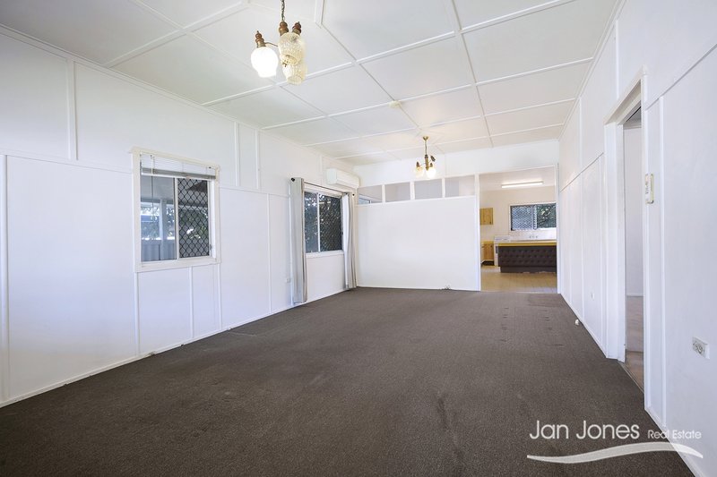 Photo - 72 Cornelius Street, Clontarf QLD 4019 - Image 6